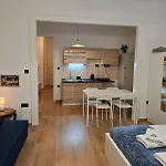 Margalit 15 - Cosy Apartment In Pannonia Street